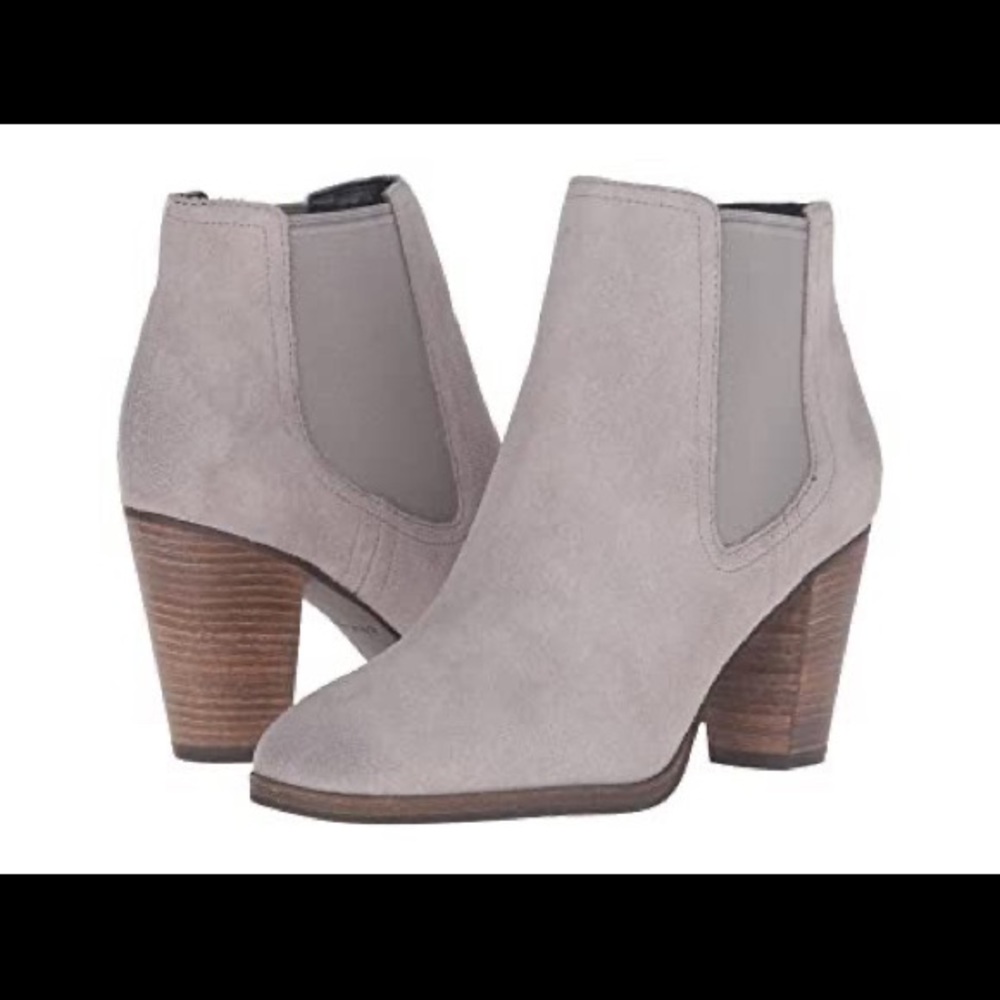 Cole Haan Hayes Gore Bootie in Size 11–EUC